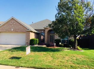616 Jutland Dr, Grand Prairie, TX 75052