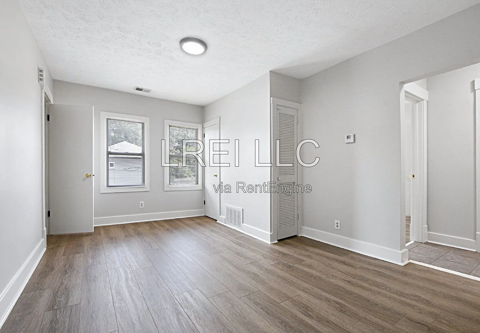 2 bed, 1.0 bath, 640 sqft, $835 — Photo 3