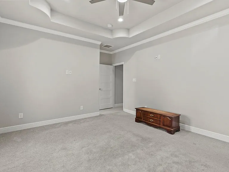 1703 Wipprecht St — Photo 15