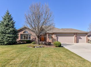 7924 Chesterton Ct, Woodridge, IL 60517