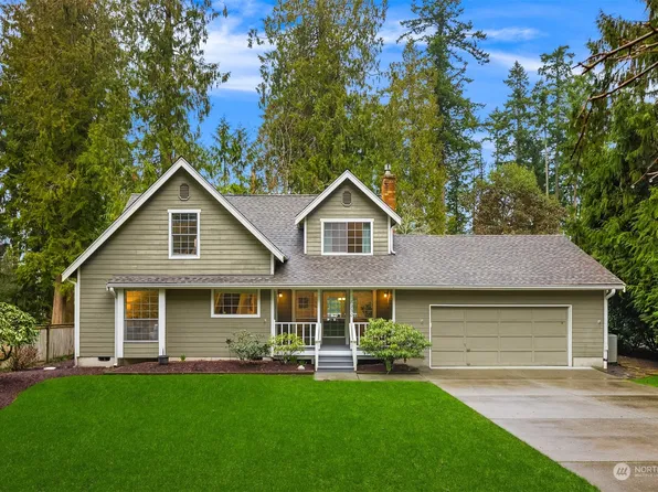 8230 Hansen Road NE, Bainbridge Island, WA 98110