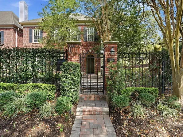 3210 Maroneal St, Houston, TX 77025