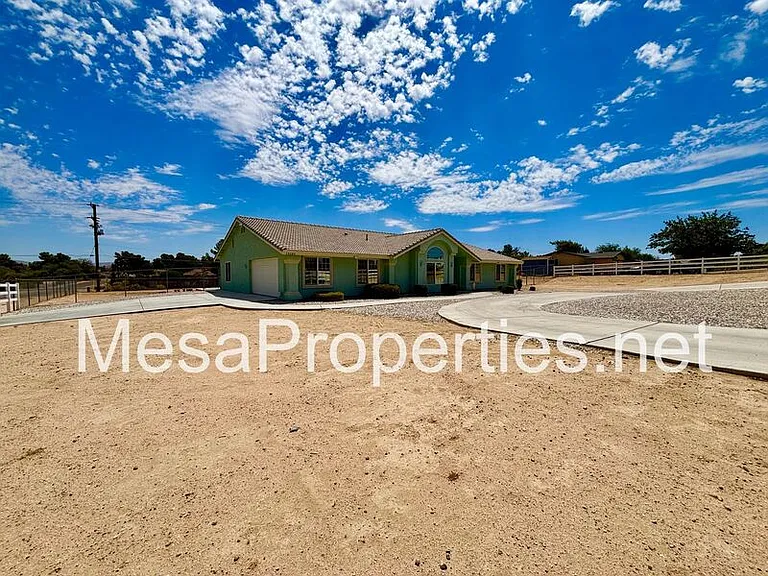 15185 Osceola Rd — Photo 2