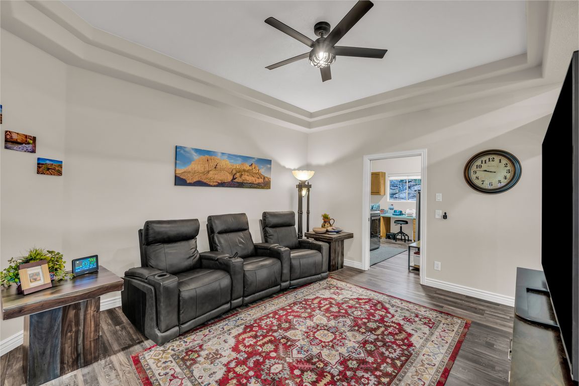 next background image