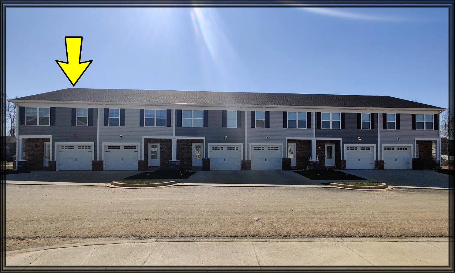 3 bed, 2.5 bath, 1576 sqft, $1,400 — Photo 1