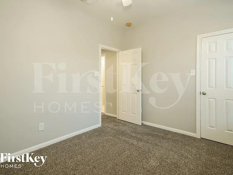 12323 Crescent Mountain Ln — Photo 12