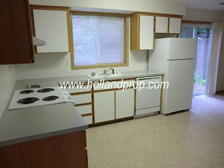 17229 SE Julie Pl — Photo 4