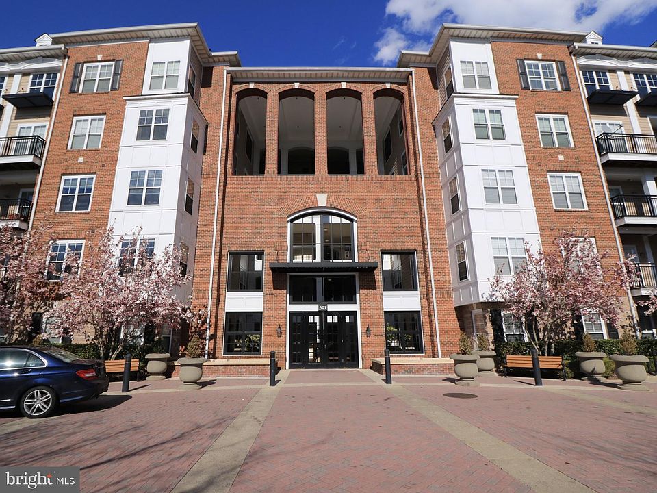 1st image of 501 Hungerford Dr APT 361