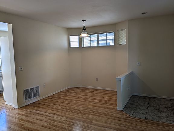 2nd image of 393 227th Ln NE