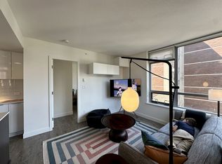 1308 Hornby St #8F, Vancouver, BC V6Z 0C5