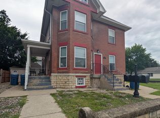 325 W Station St APT 2E, Kankakee, IL 60901