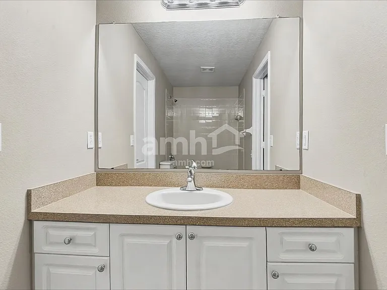 7330 Crescent Palm Dr — Photo 14