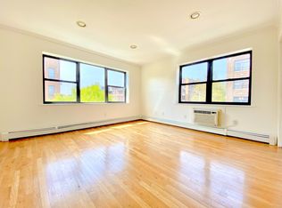 220 Hart St #3A, Brooklyn, NY 11206