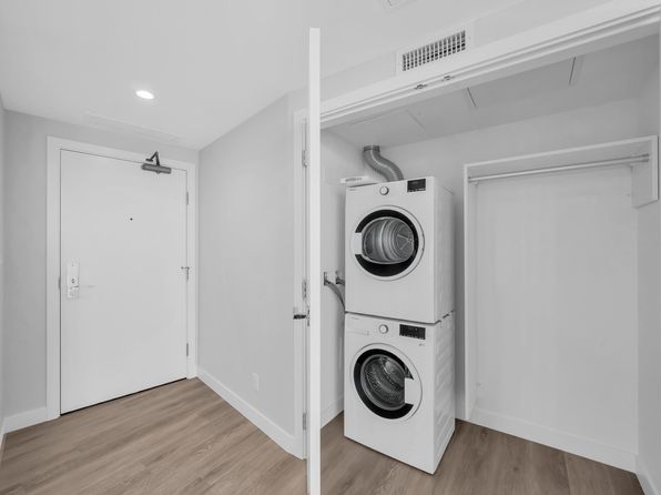 2 bedroom rental in Coquitlam — photo 37
