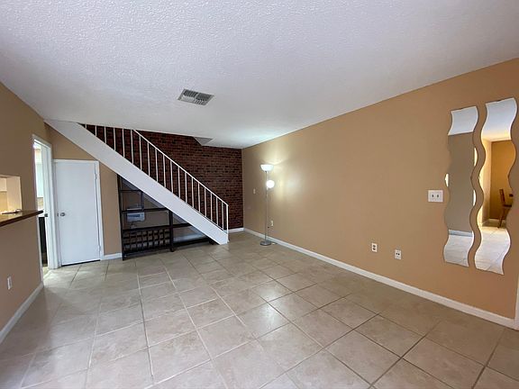 5th image of 5580 Slash Pine Ct