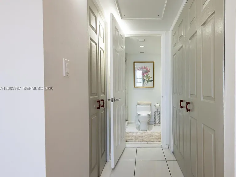 6770 Indian Creek Dr #7B — Photo 12