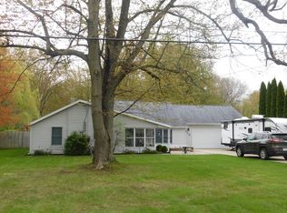 715 S Miller Rd, Saginaw, MI 48609