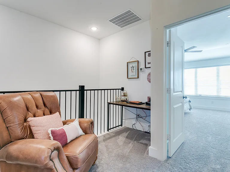 7605 Reis Ln #1 — Photo 22