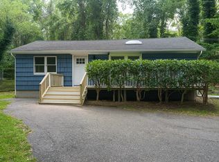 (Undisclosed Address), Mount Sinai, NY 11766