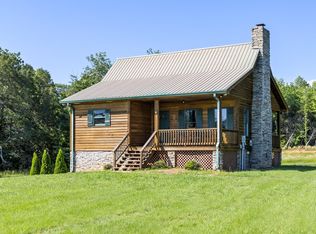 2890 Ellis Ln, Palmyra, TN 37142