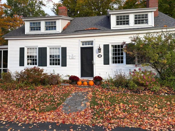 48 Lincoln Street, Paris, ME 04281
