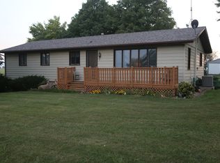 2945 333rd Ave, Cresco, IA 52136