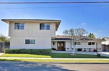 1st image of 5761 Lancaster Dr