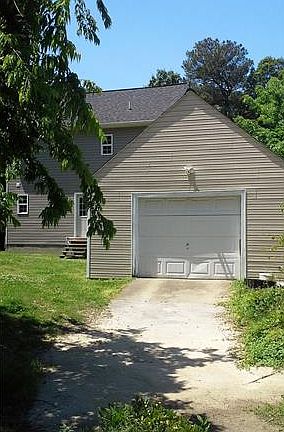 2nd image of 223 N 16th Ave