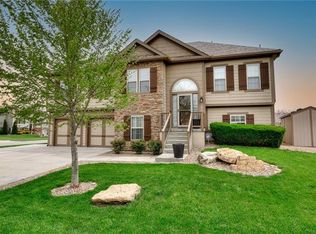 1501 Melissa Ct, Kearney, MO 64060