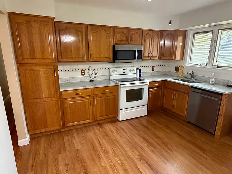 3728 Cordes Dr — Photo 11