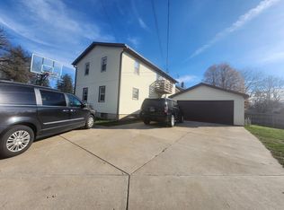 734 N Church St #1, Watertown, WI 53098