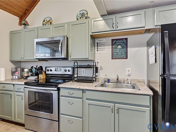 5th image of 388 Spitz Ln #B