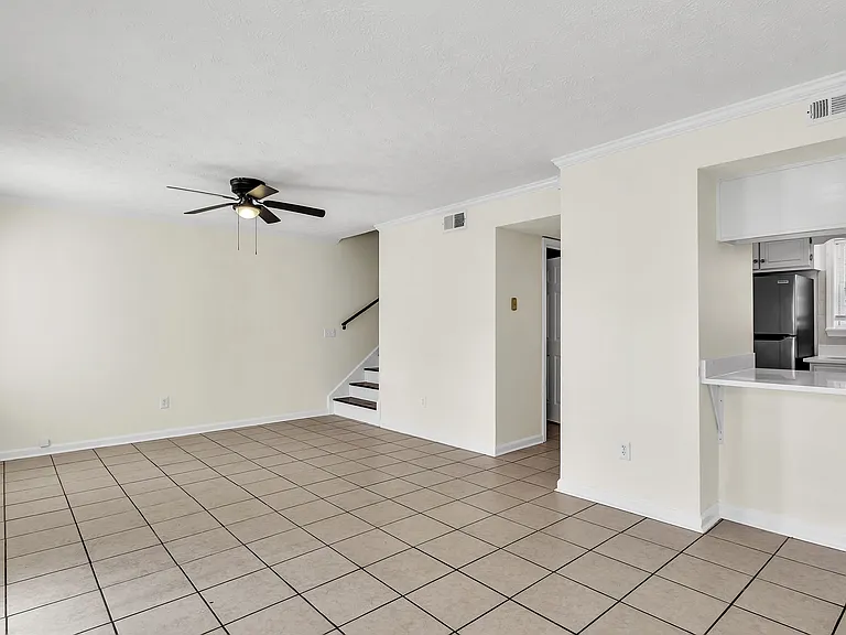 1056 N Montgomery St #B-2 — Photo 9