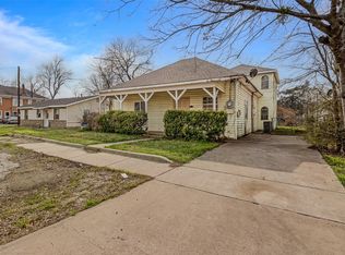 904 S Jackson St, Kaufman, TX 75142
