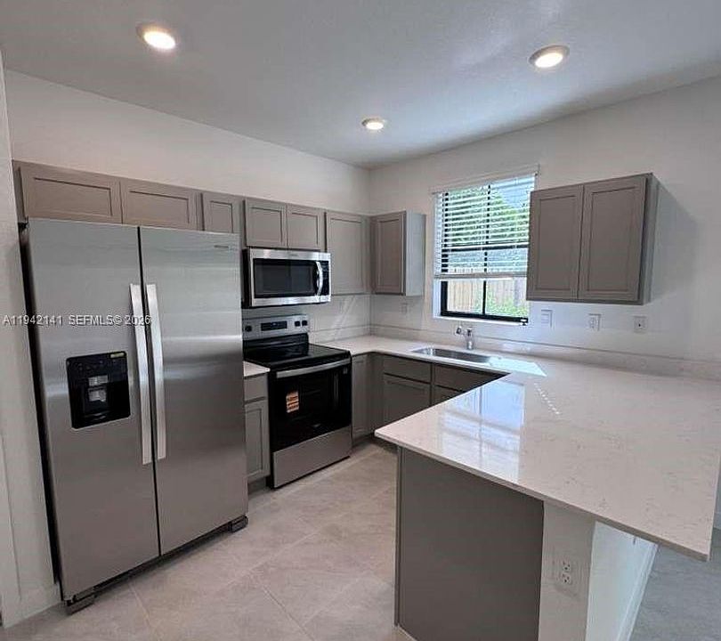 1st image of 1549 NE 3rd Ave #0