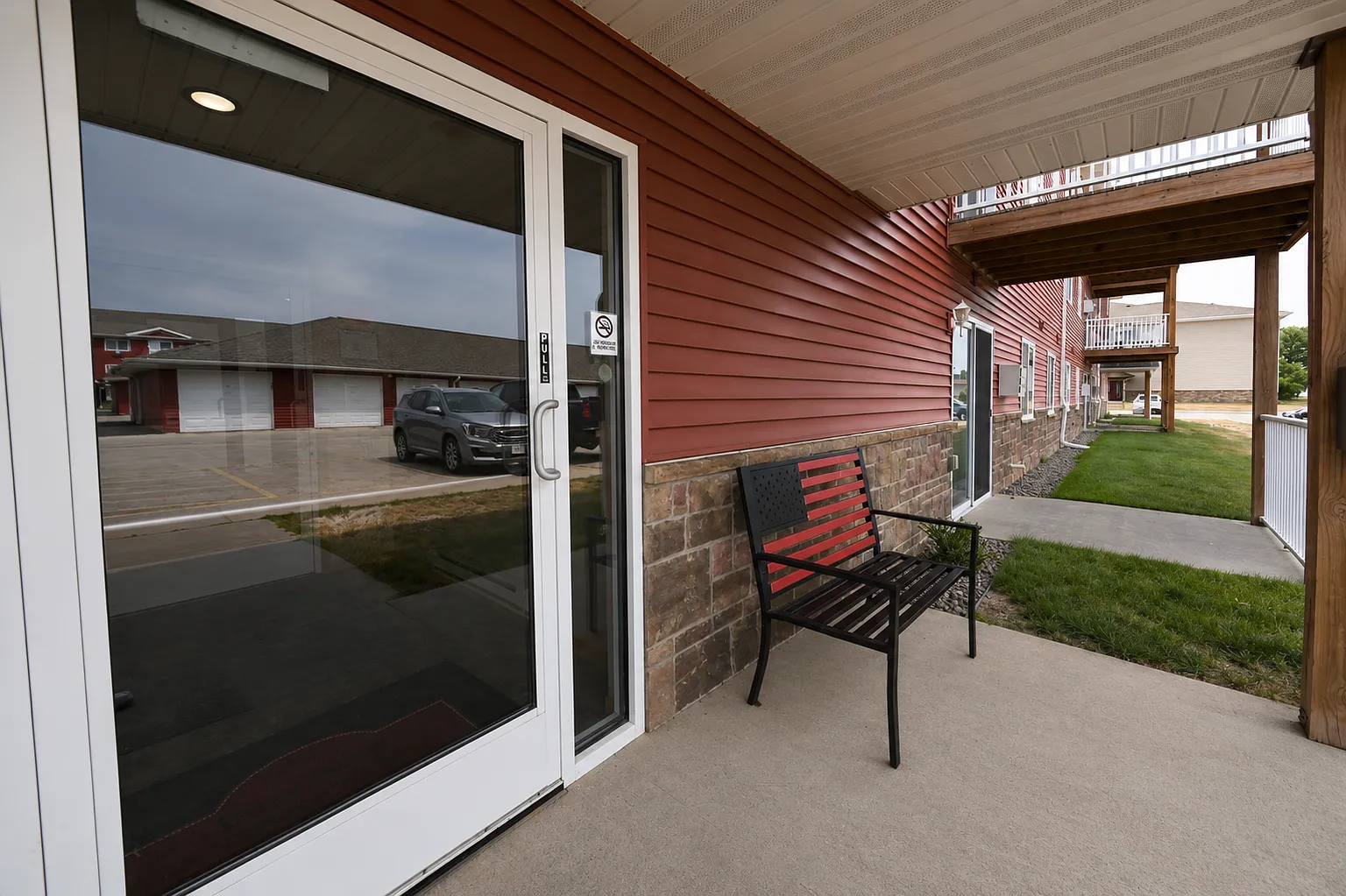 Berry Pointe Luxury Apartments — Photo 2