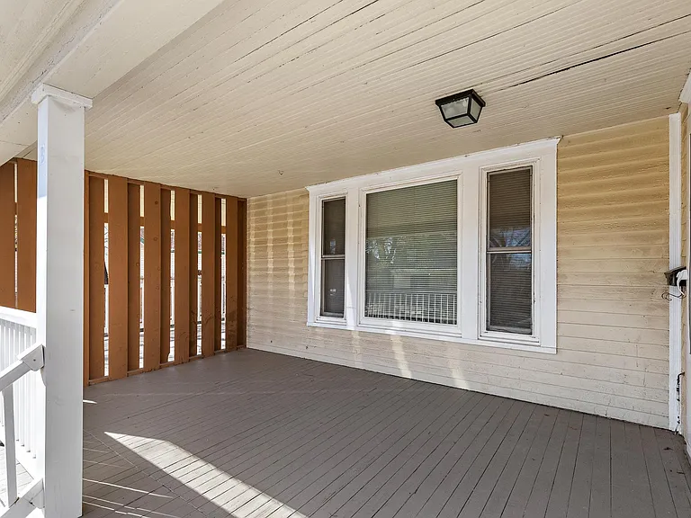 20 E 10th Ave #B — Photo 9