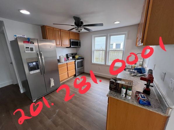 207 W Sherman St
