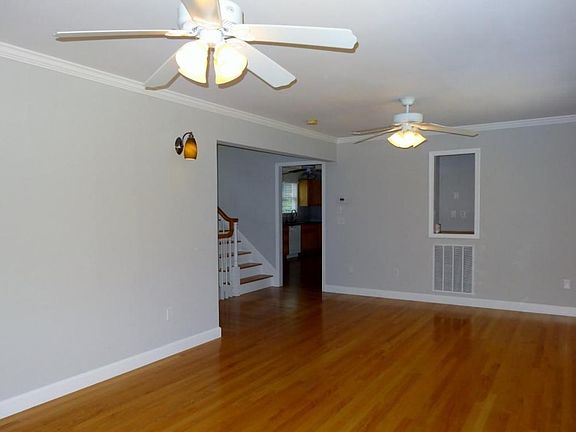 Goose living2 (1280x951)