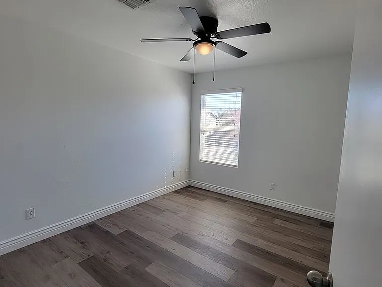 4448 W Rialto Ave — Photo 21