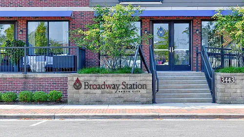 Broadway Station Apartments Photo 1