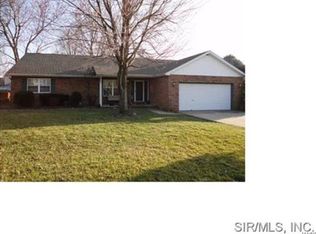 628 Green Haven Dr, Swansea, IL
