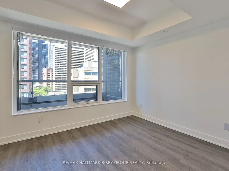 609 Sherbourne St #803 — Photo 13