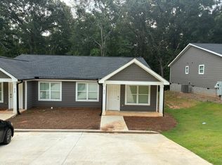 517 S Forest Ave, Hartwell, GA 30643