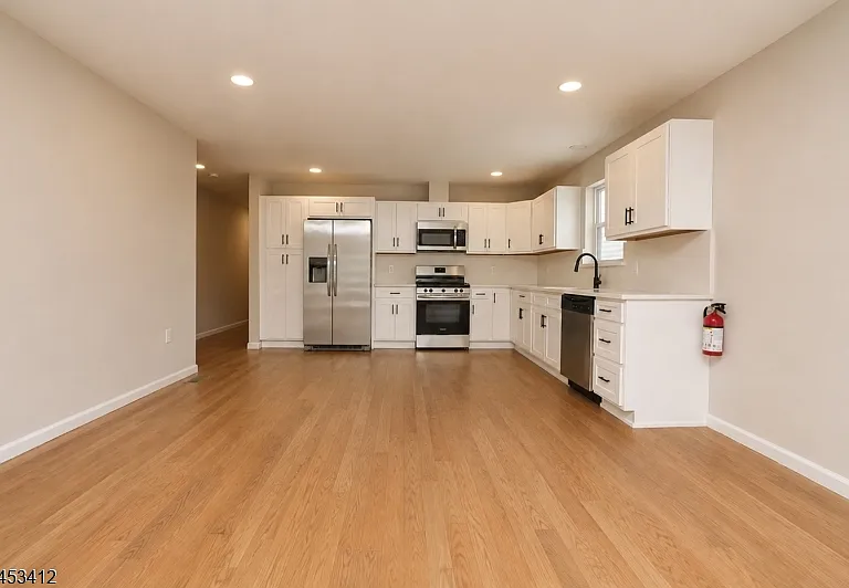 29 Frederick St #1 — Photo 4