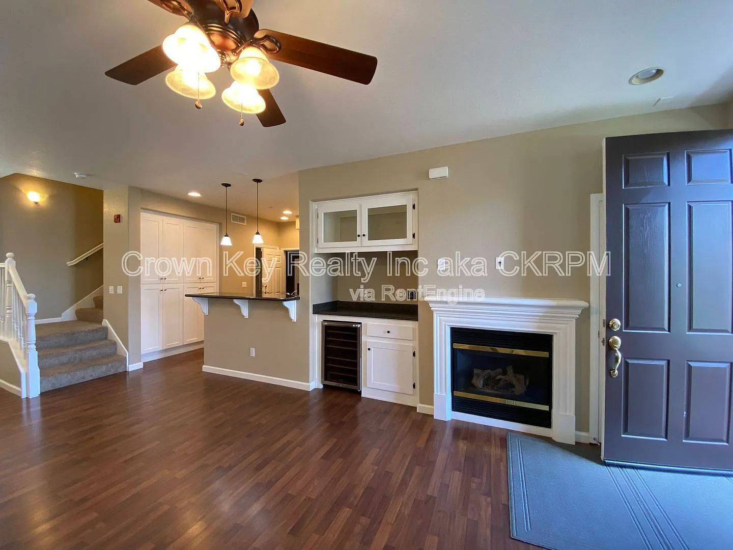2 bed, 2.5 bath, 1568 sqft, $3,300 — Photo 4