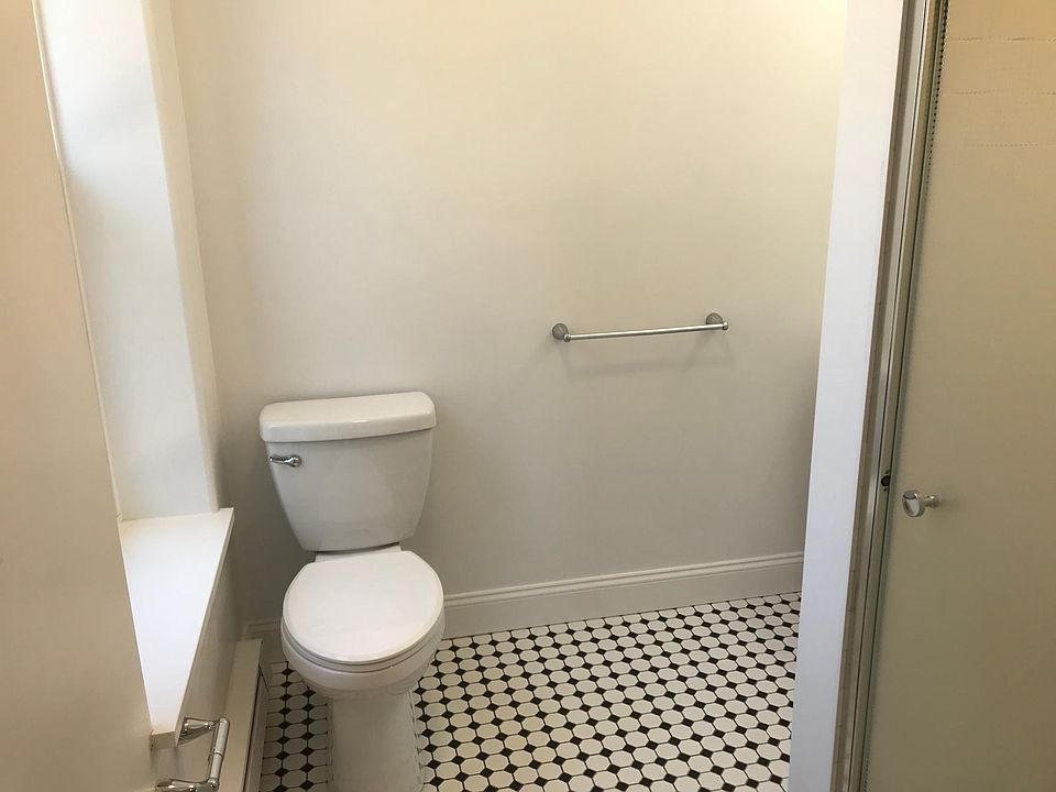 52 Hull St Boston MA Zillow