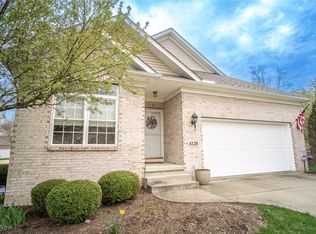 4120 Meadowcreek Ln, Akron, OH 44321