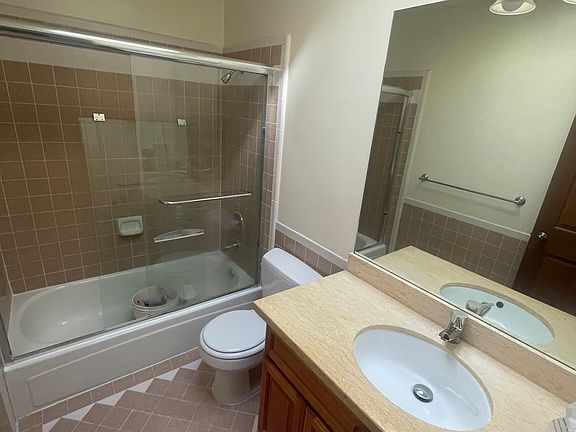 4th image of 1230 18th Ave APT 3
