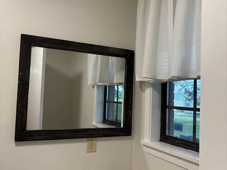 1803 Thomas Ln #B — Photo 17